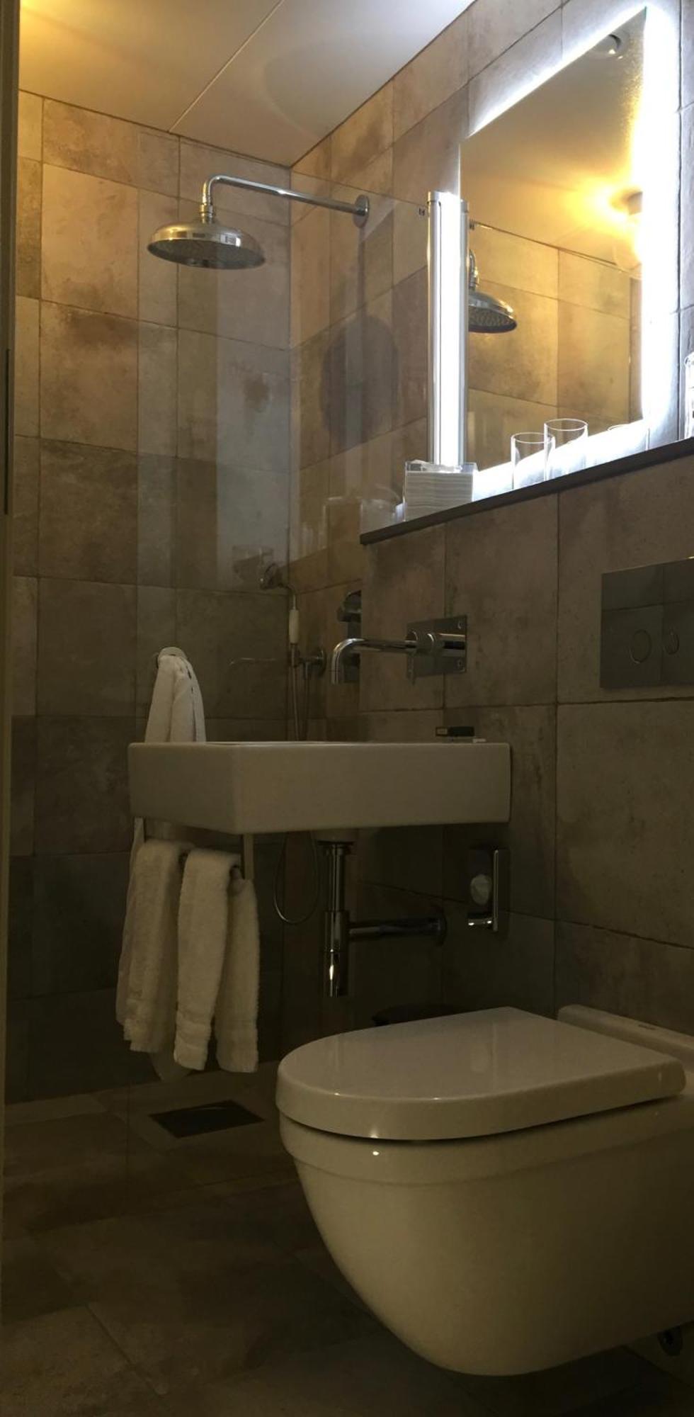 Hotel Mezzo ซาเลน ห้อง รูปภาพ