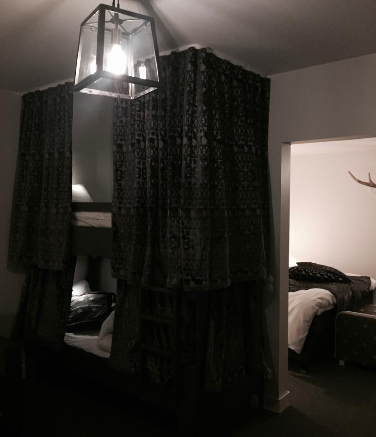 Hotel Mezzo ซาเลน ภายนอก รูปภาพ