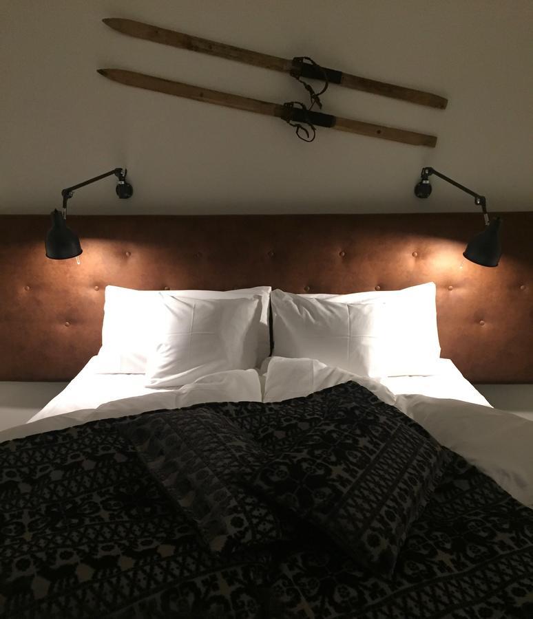Hotel Mezzo ซาเลน ภายนอก รูปภาพ