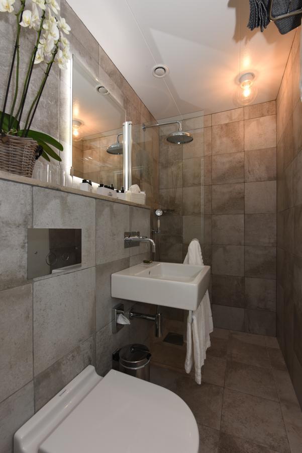 Hotel Mezzo ซาเลน ภายนอก รูปภาพ